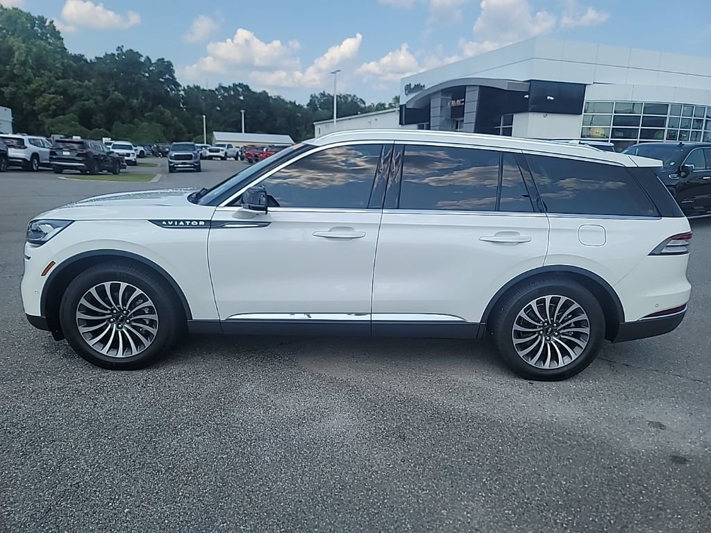 Used 2022 Lincoln Aviator Reserve w/ Equipment Group 201A RWD image 4