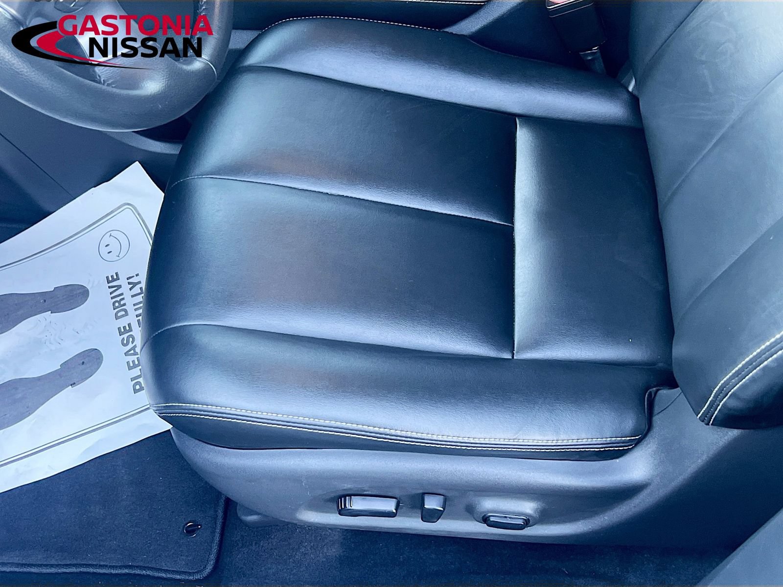 Used 2024 Nissan Murano SV FWD image 25