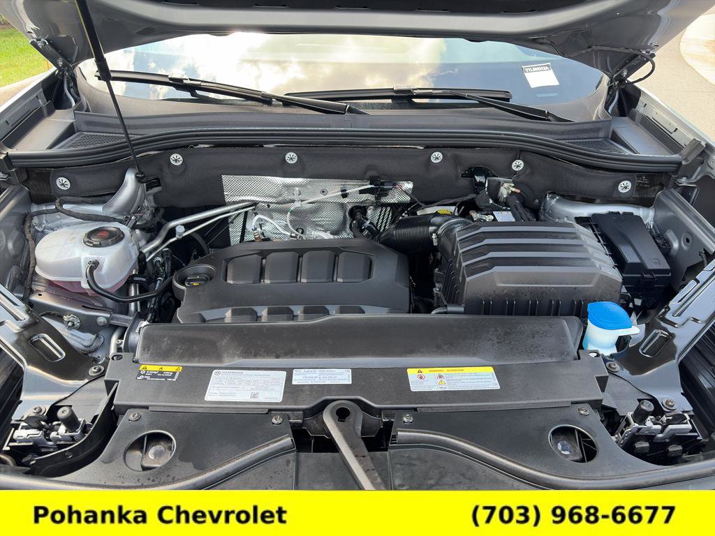 Used 2026 Volkswagen Atlas Cross Sport SE AWD/4WD image 32