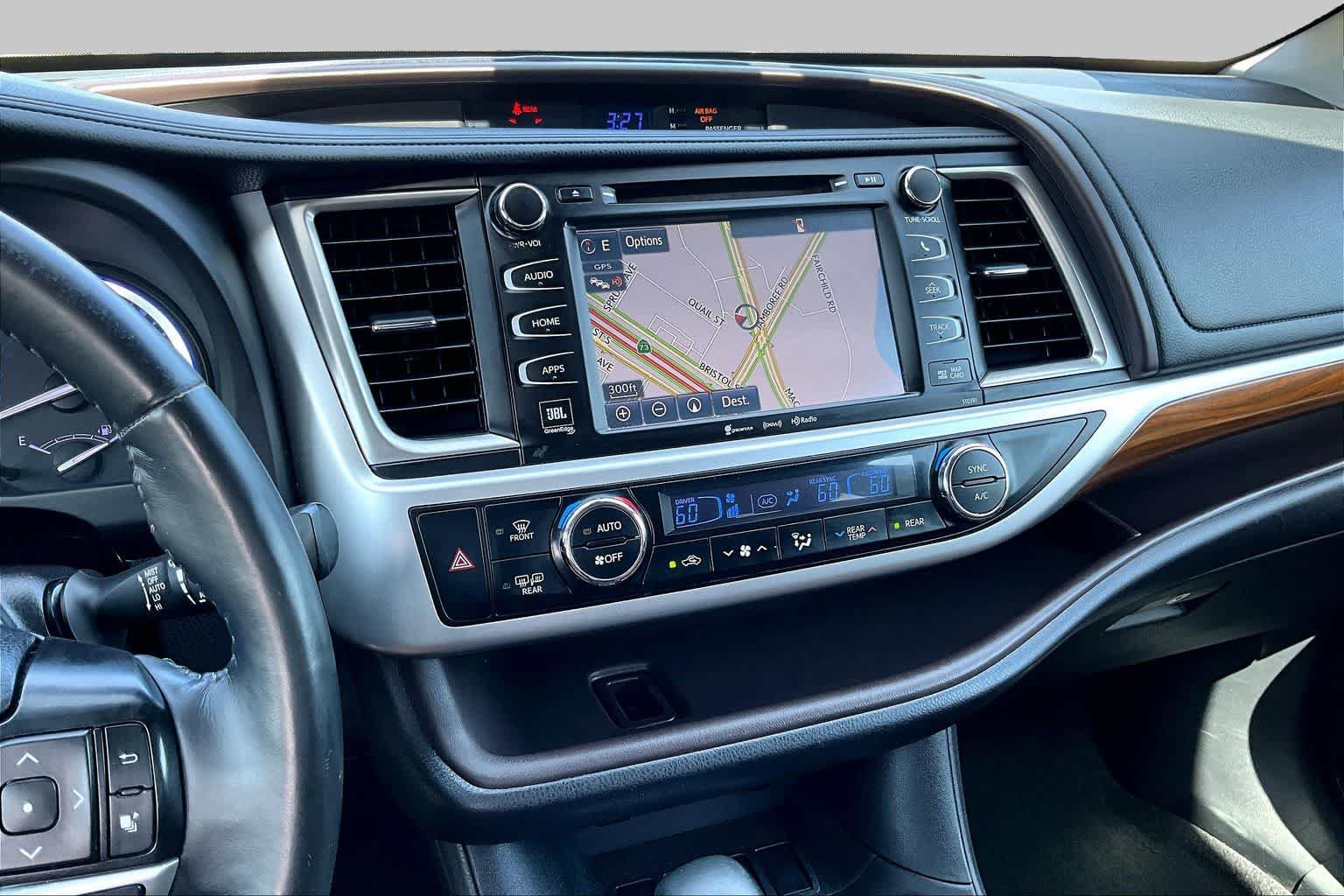 Used 2019 Toyota Highlander Limited Platinum FWD image 6