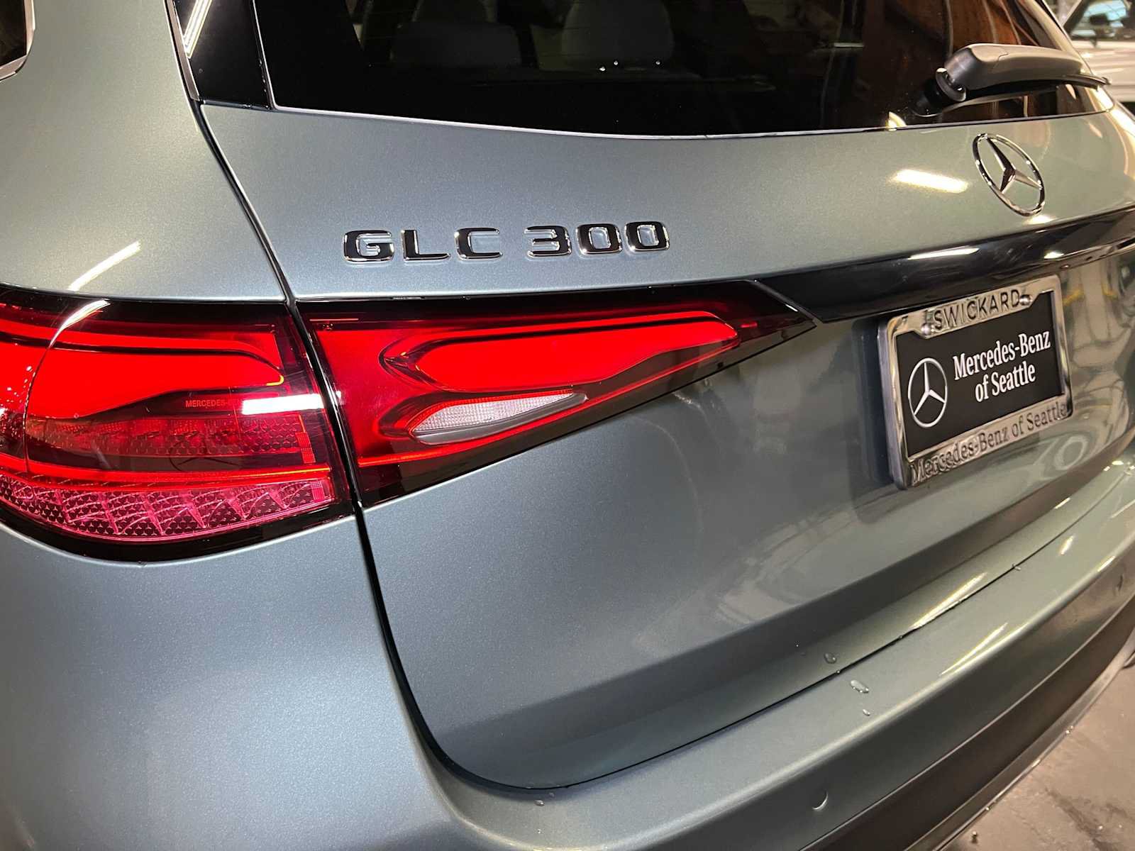 New 2027 Mercedes-Benz GLC 300 4MATIC image 14
