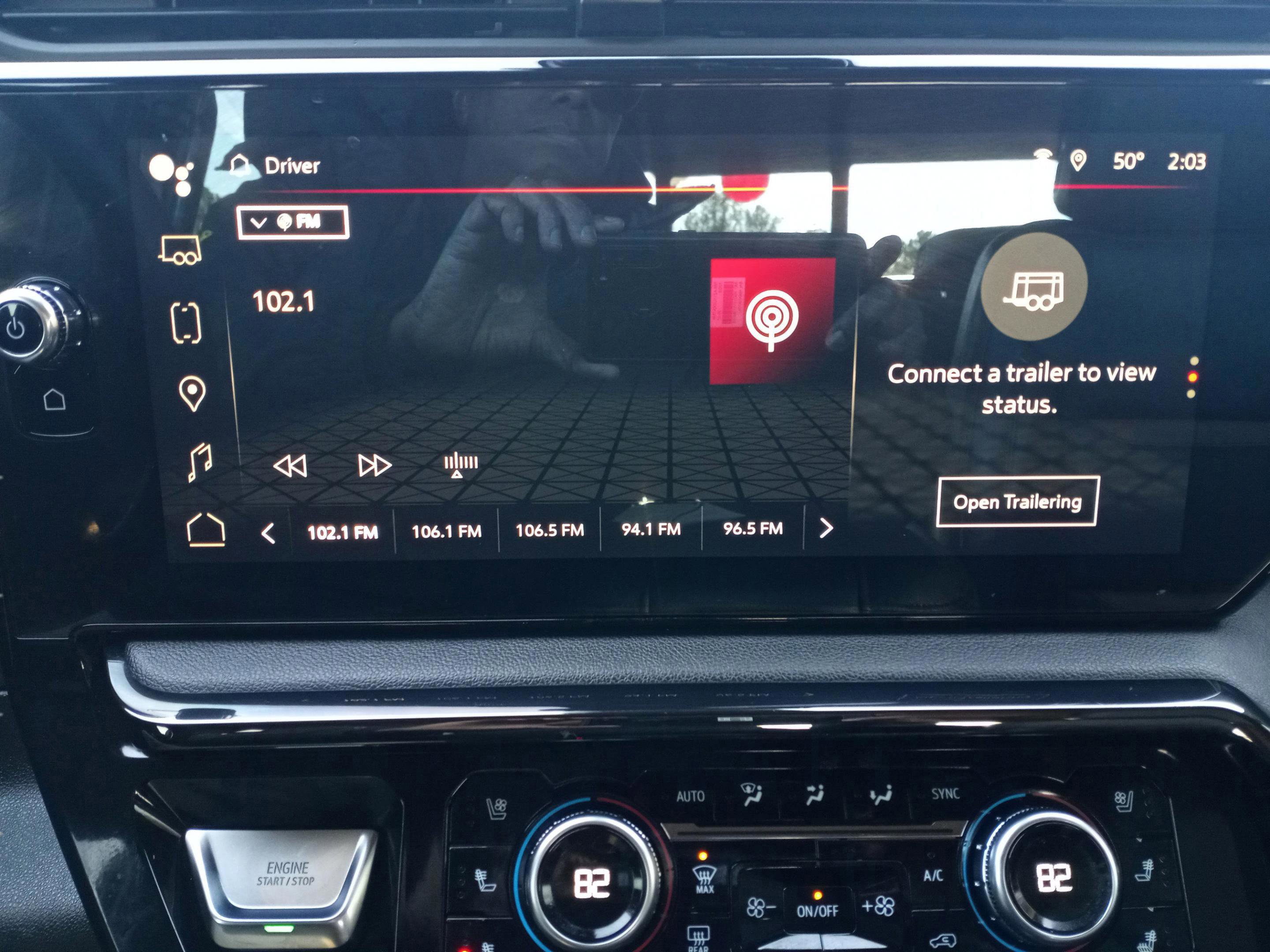 Used 2024 GMC Sierra 1500 AT4 w/ Technology Package image 17