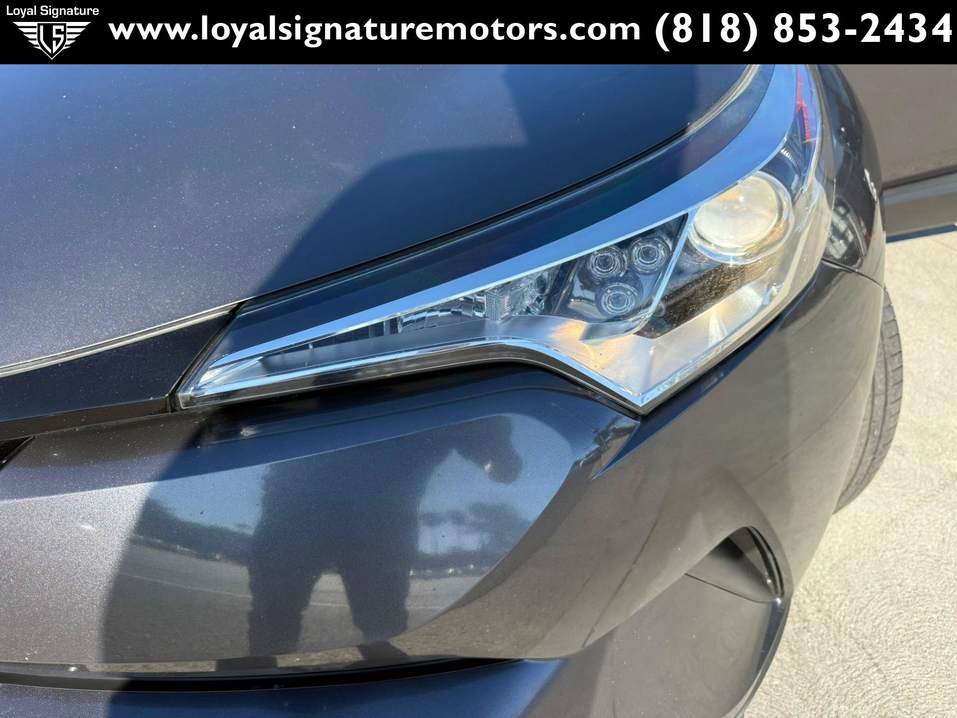 Used 2018 Toyota C-HR XLE FWD image 32