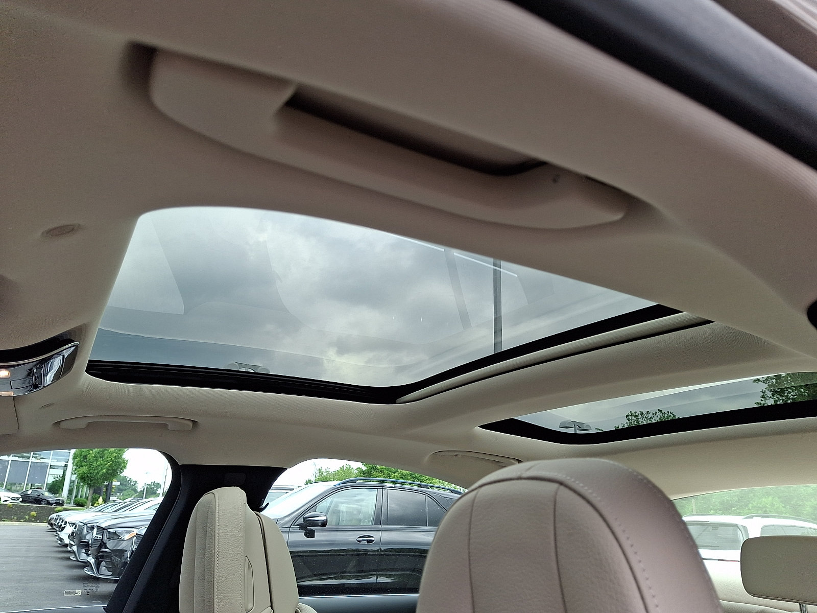 New 2026 Mercedes-Benz E 450 4MATIC Sedan image 13