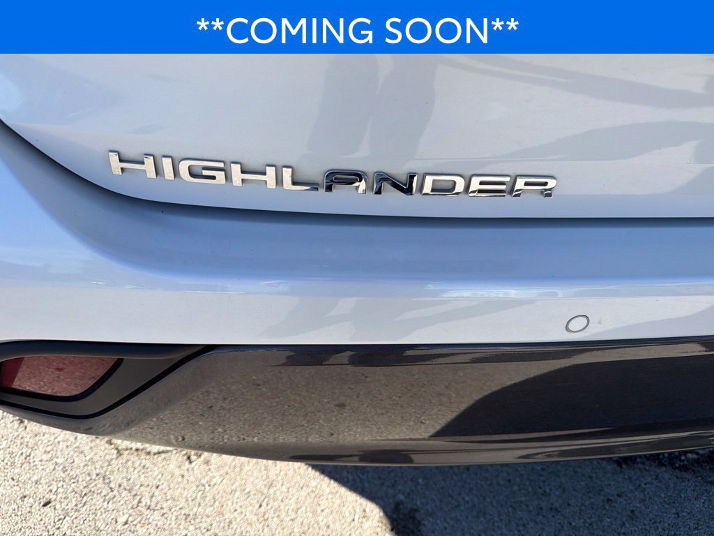 Used 2022 Toyota Highlander Limited AWD/4WD image 18