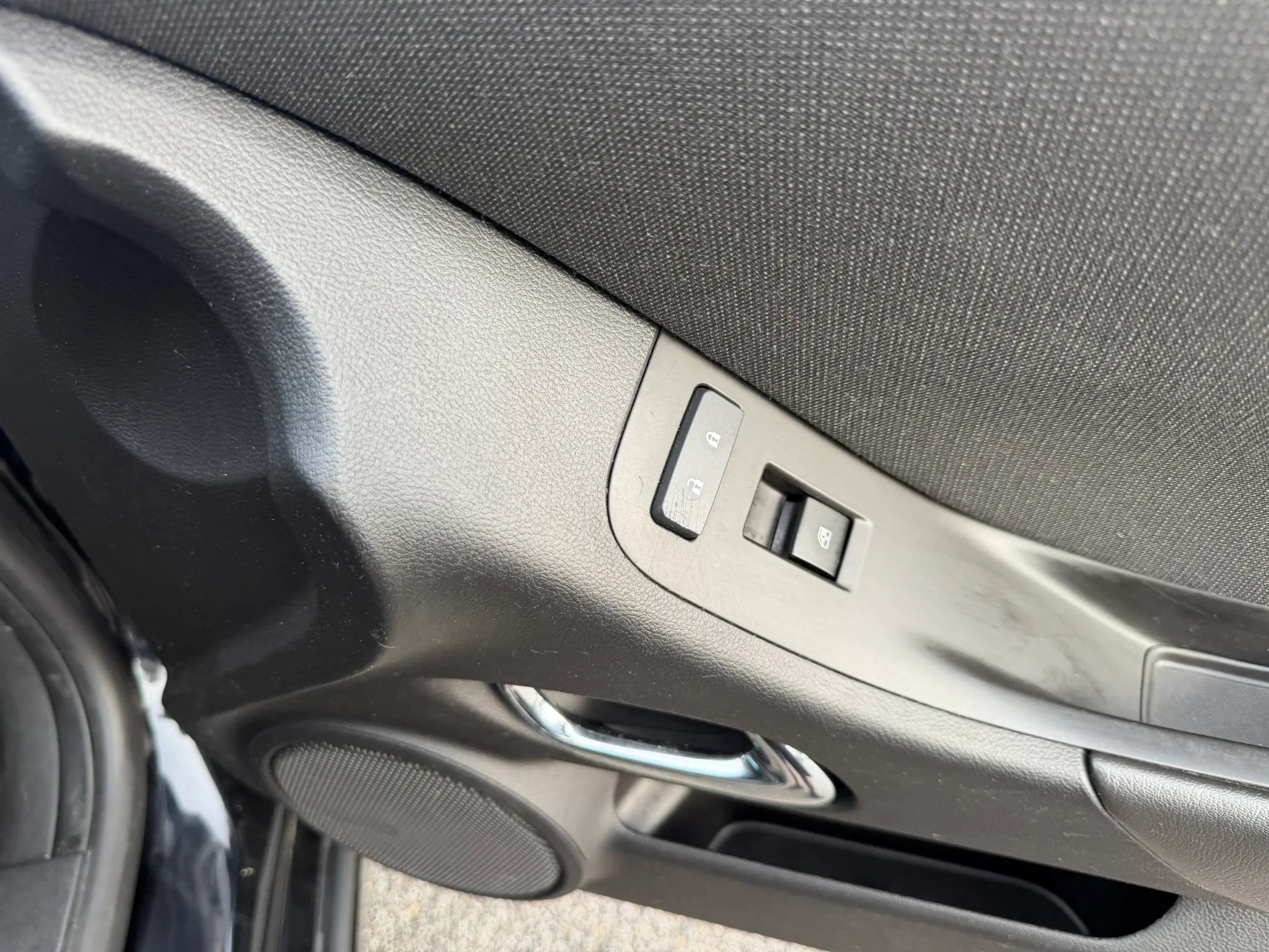Used 2014 Chevrolet Camaro LT RWD image 21