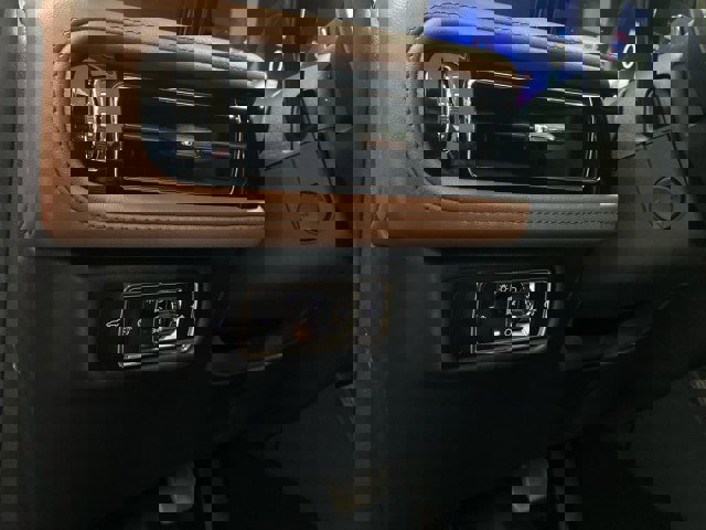 New 2026 Lincoln Aviator Reserve image 17