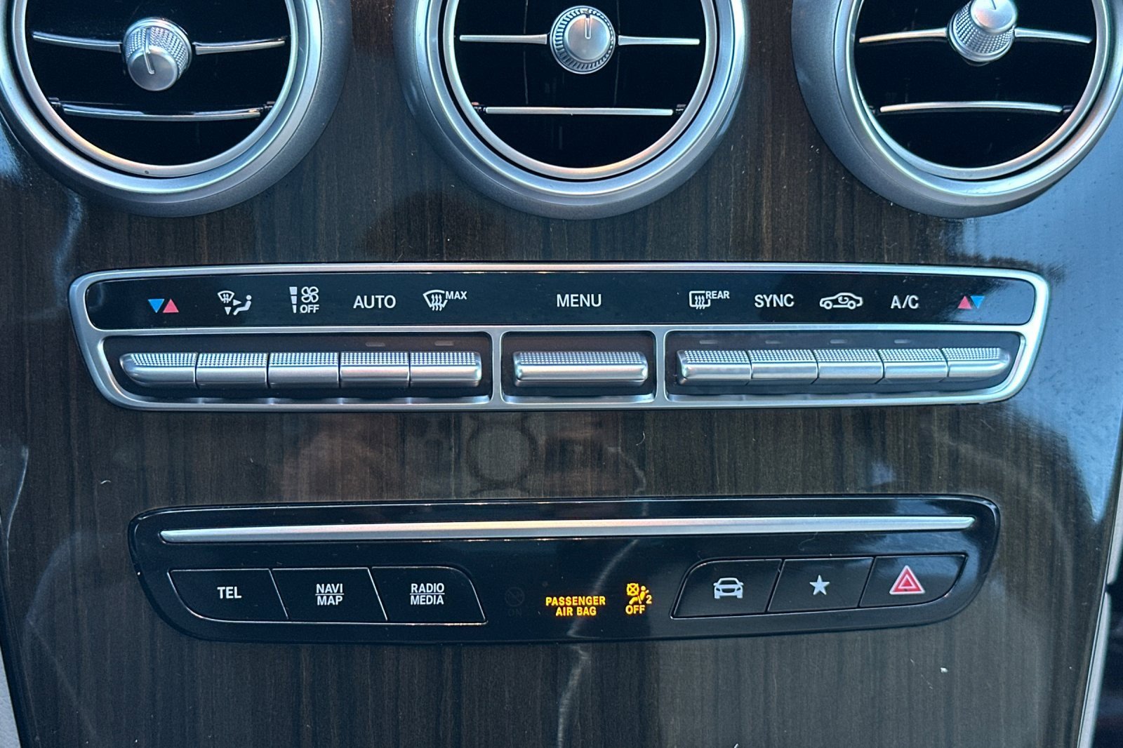 Used 2020 Mercedes-Benz GLC 300 4MATIC image 20