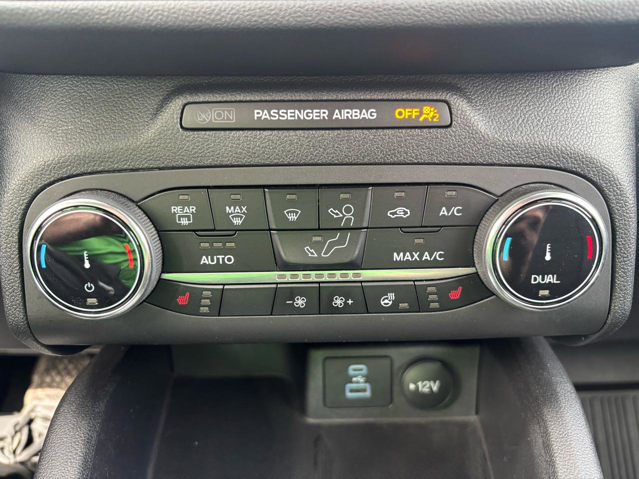 Used 2023 Ford Escape ST-Line AWD/4WD image 24