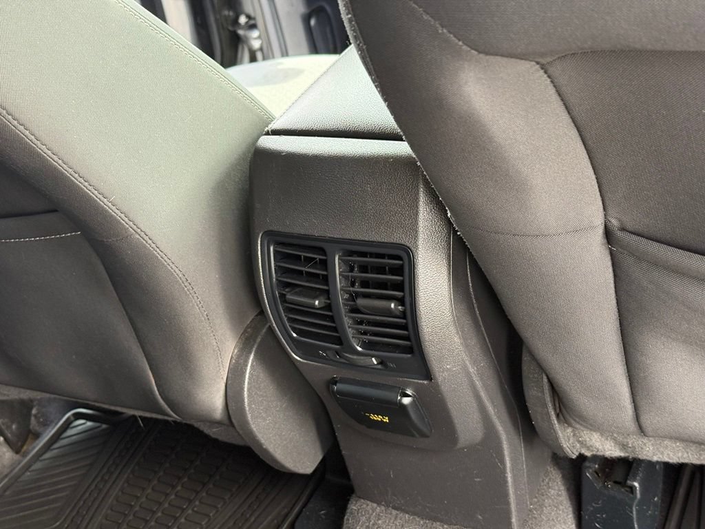 Used 2017 Ford Escape SE w/ Equipment Group 201A AWD/4WD image 10