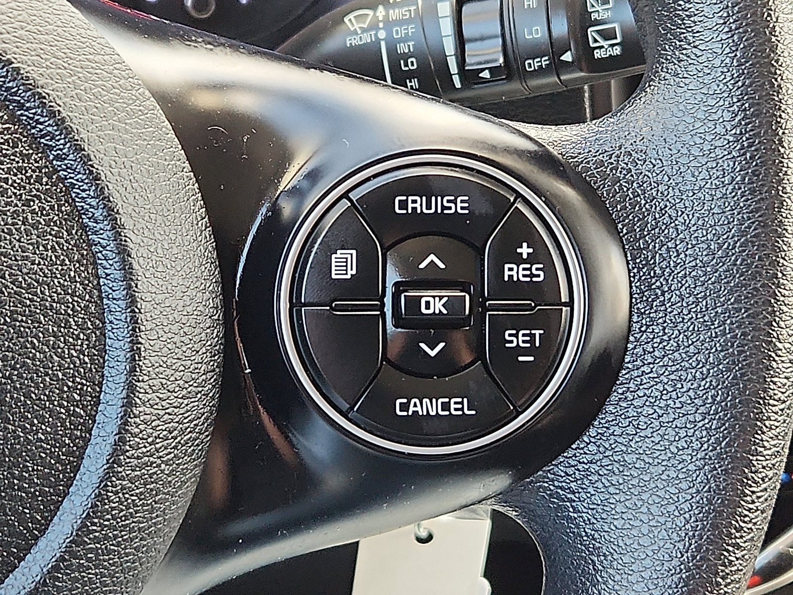 Used 2020 Kia Soul S FWD image 21