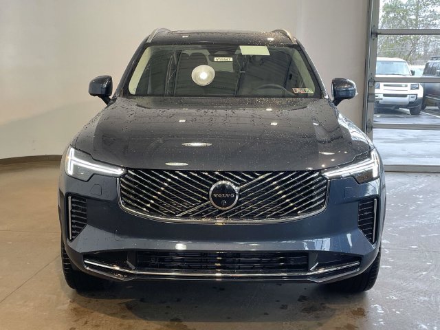 New 2026 Volvo XC90 B6 Plus w/ Protection Package Premier AWD/4WD image 2