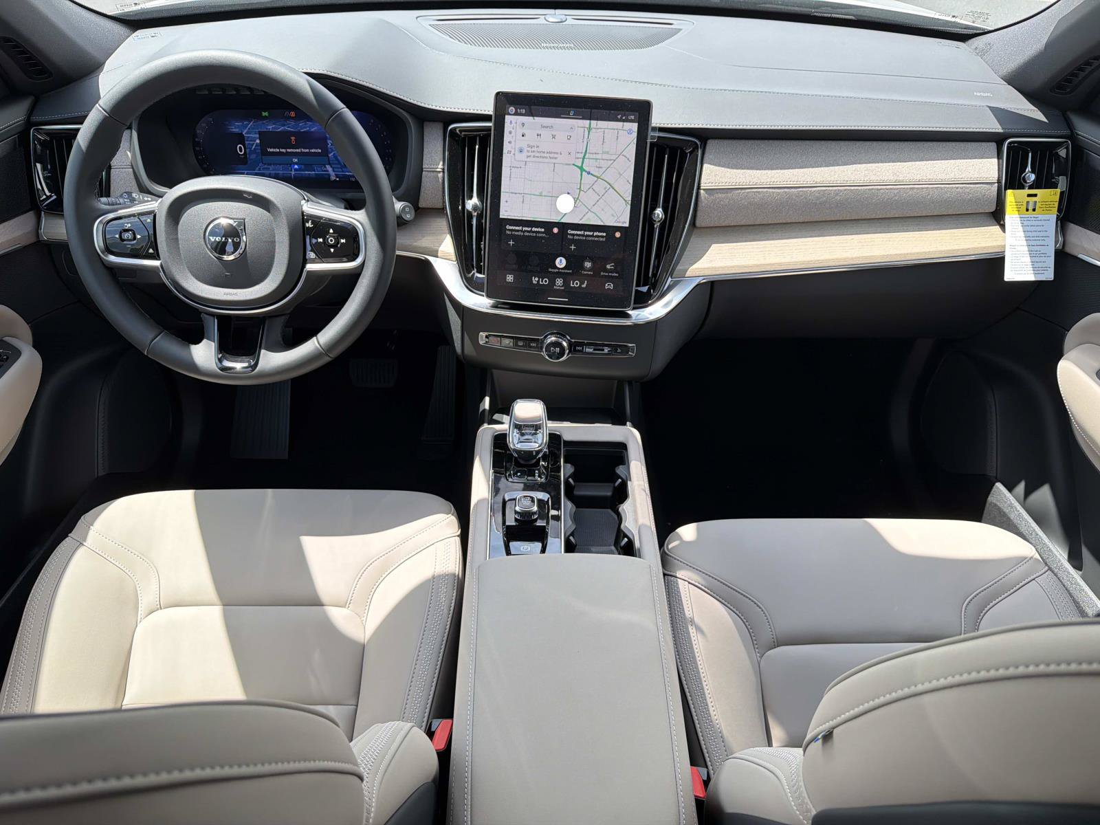 New 2027 Volvo XC90 B6 Plus AWD/4WD image 7