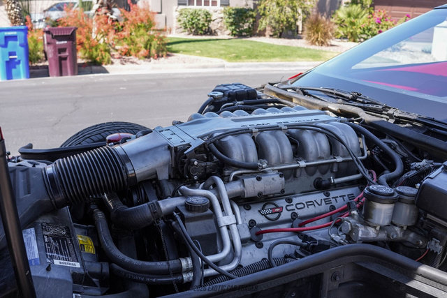 Used 1990 Chevrolet Corvette ZR-1 RWD image 18