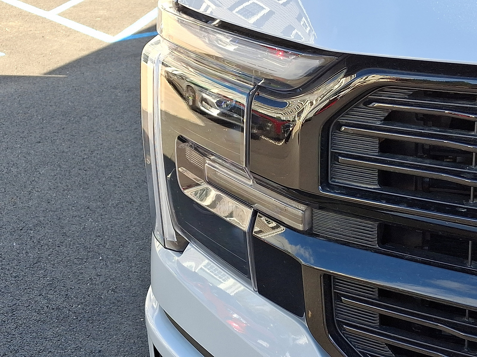 Used 2025 Ford F150 Platinum w/ Equipment Group 702A High image 10
