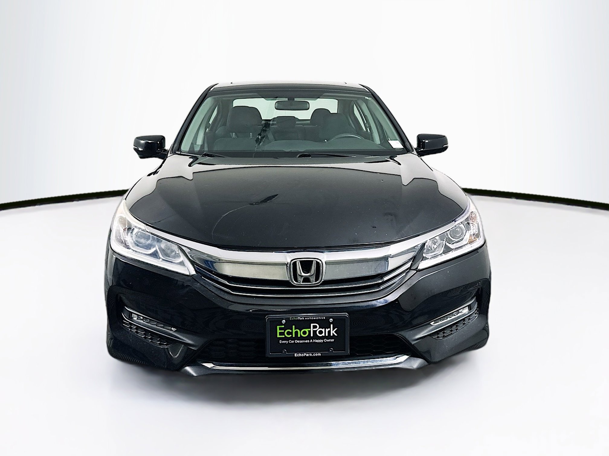 Used 2016 Honda Accord EX image 2