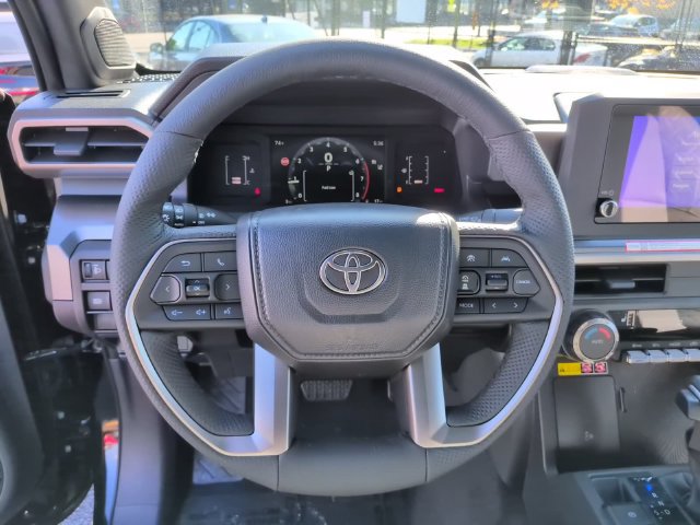 Used 2026 Toyota Tacoma SR5 AWD/4WD image 15