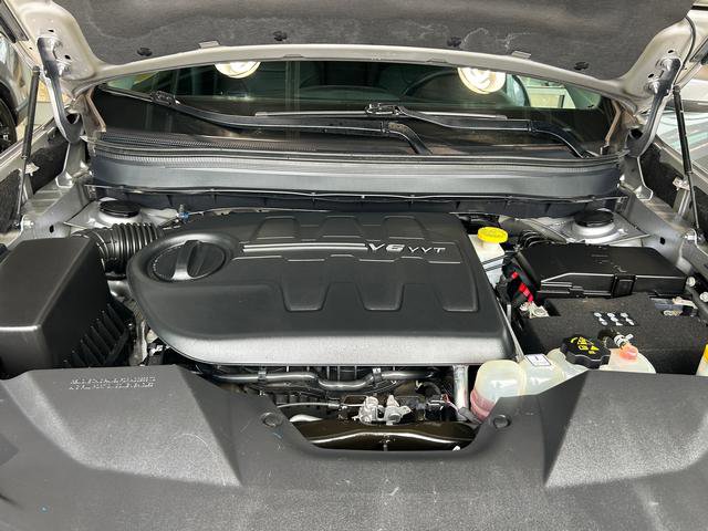 Used 2020 Jeep Cherokee Limited AWD/4WD image 12