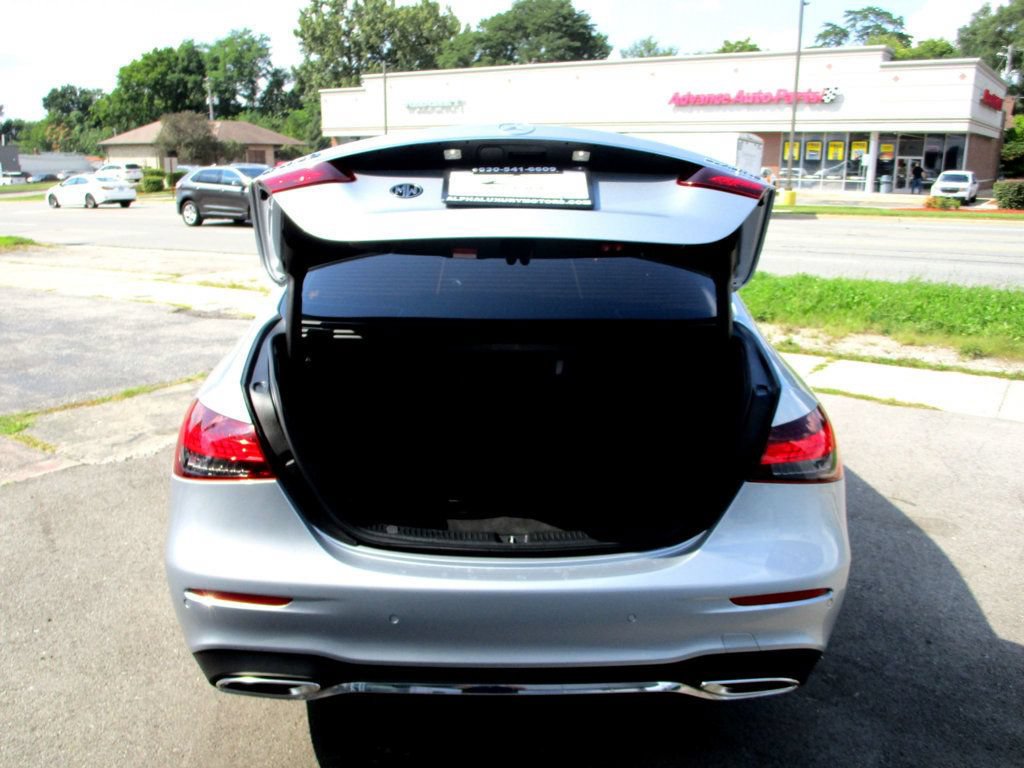 Used 2021 Mercedes-Benz E 350 4MATIC Sedan w/ Premium Package image 33