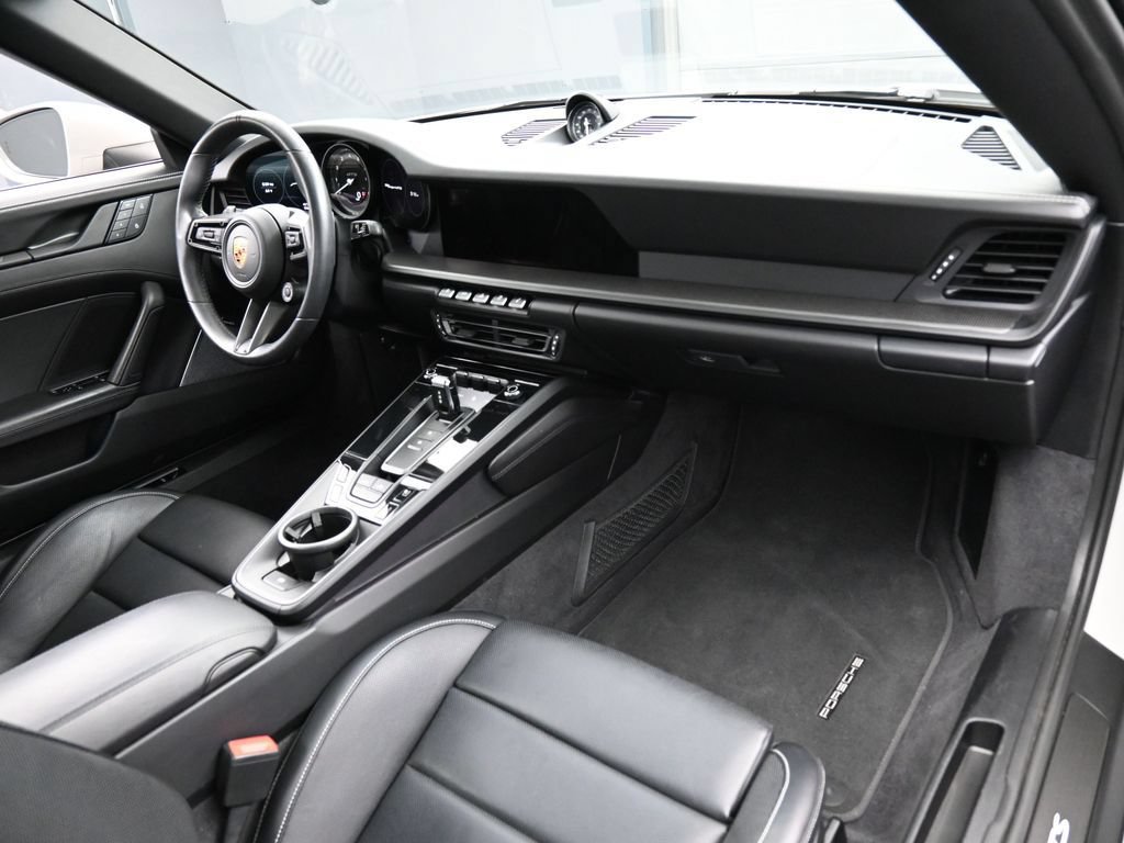 Certified 2023 Porsche 911 Targa 4 GTS AWD/4WD image 29