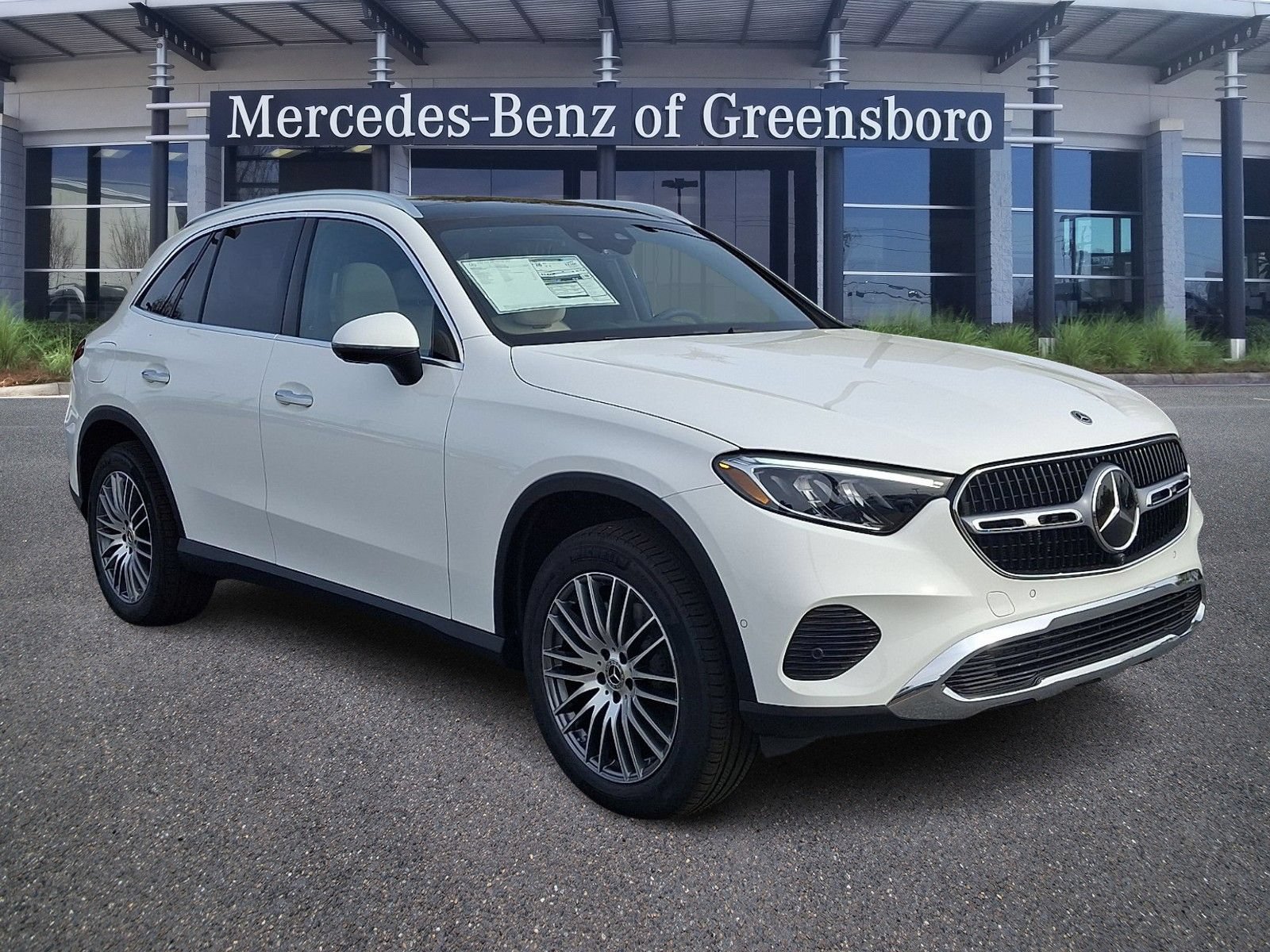 New 2026 Mercedes-Benz GLC 300 4MATIC image 2
