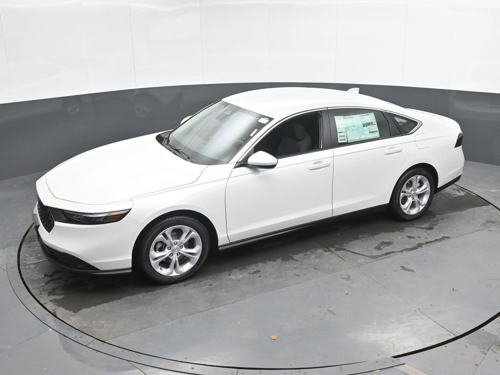 New 2026 Honda Accord LX image 30