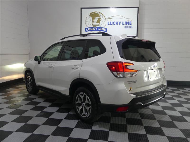 Used 2021 Subaru Forester Premium w/ Popular Package #1 AWD/4WD image 11