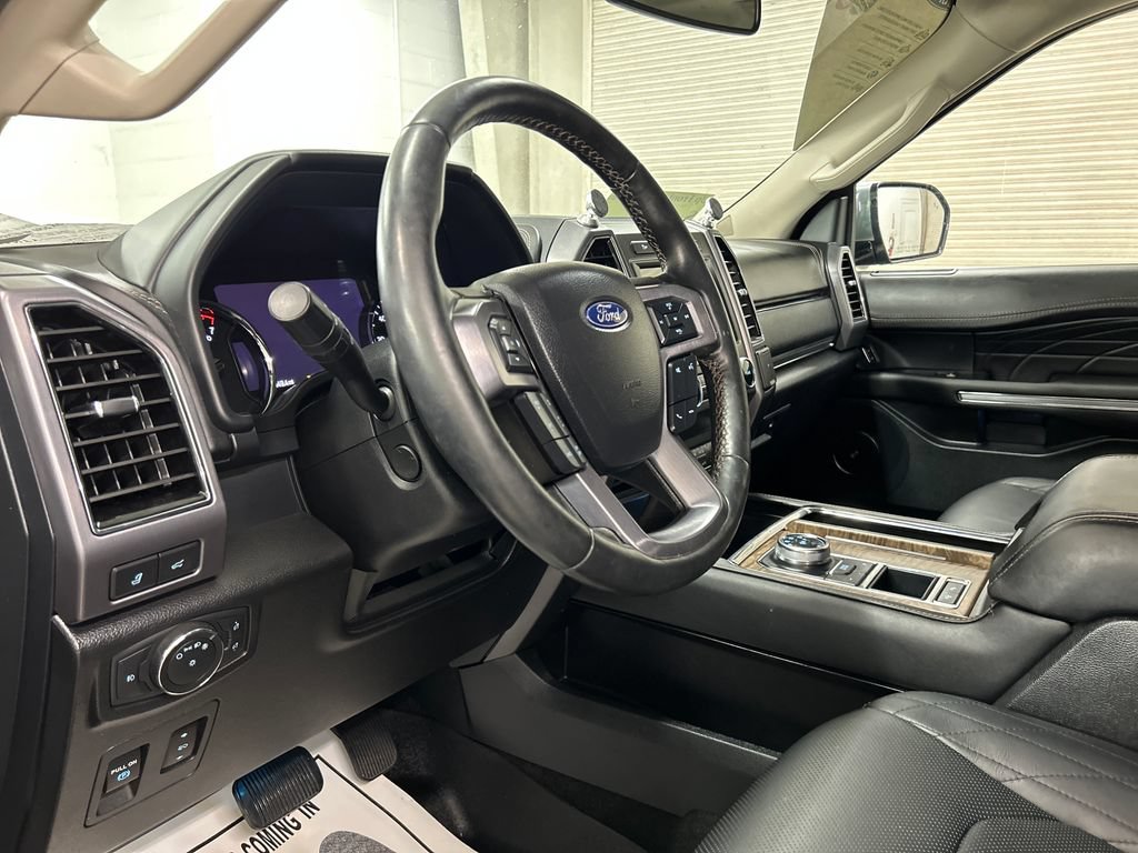 Certified 2020 Ford Expedition Platinum RWD image 6