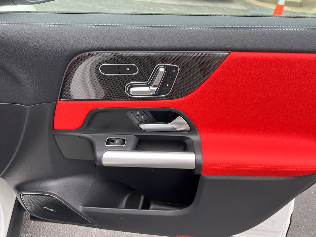 New 2026 Mercedes-Benz GLA 35 AMG 4MATIC image 15