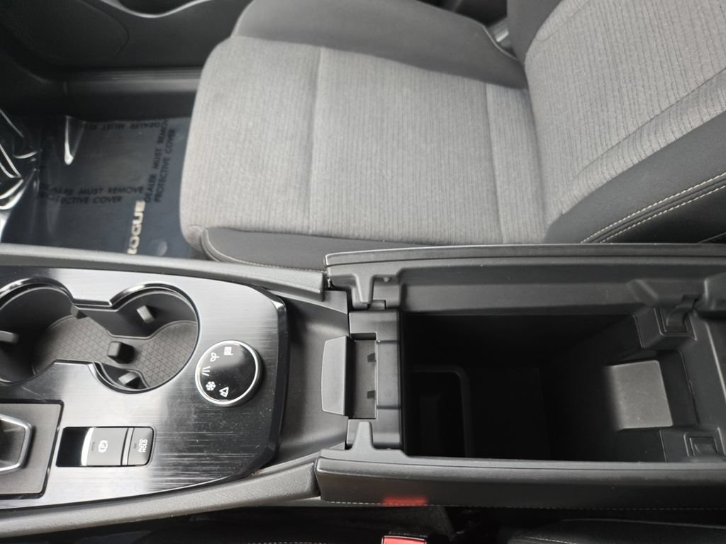 Used 2023 Nissan Rogue SV AWD/4WD image 24