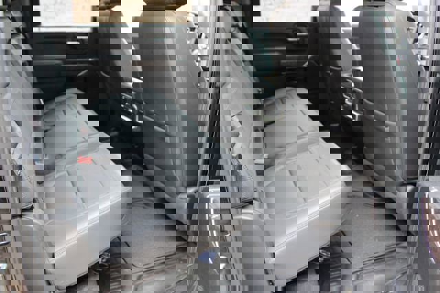 Used 2021 GMC Sierra 2500 Denali w/ Denali Black Diamond Edition image 18