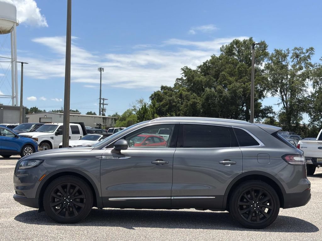 Used 2023 Lincoln Nautilus Reserve w/ Monochromatic Package AWD/4WD image 7