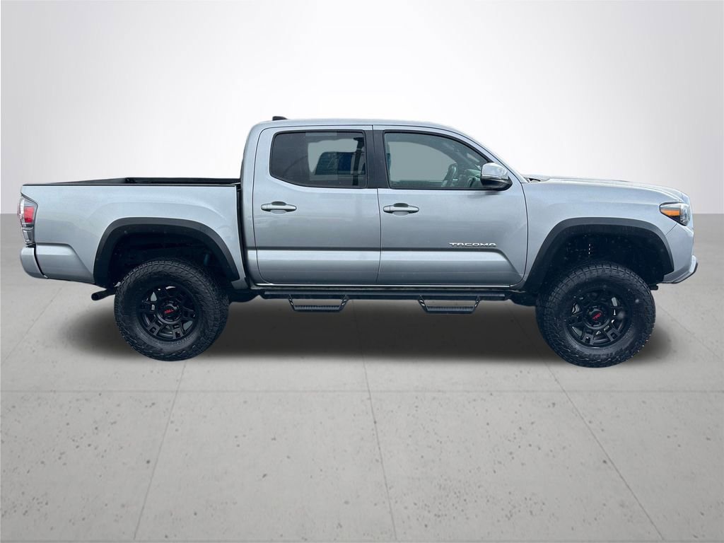 Used 2023 Toyota Tacoma TRD Off-Road w/ Technology Package image 6