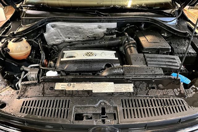 Used 2012 Volkswagen Tiguan S AWD/4WD image 30