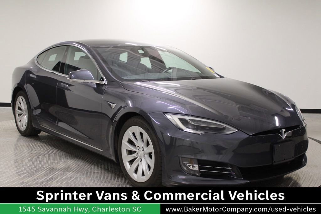 Used 2017 Tesla Model S 60D AWD/4WD image 10