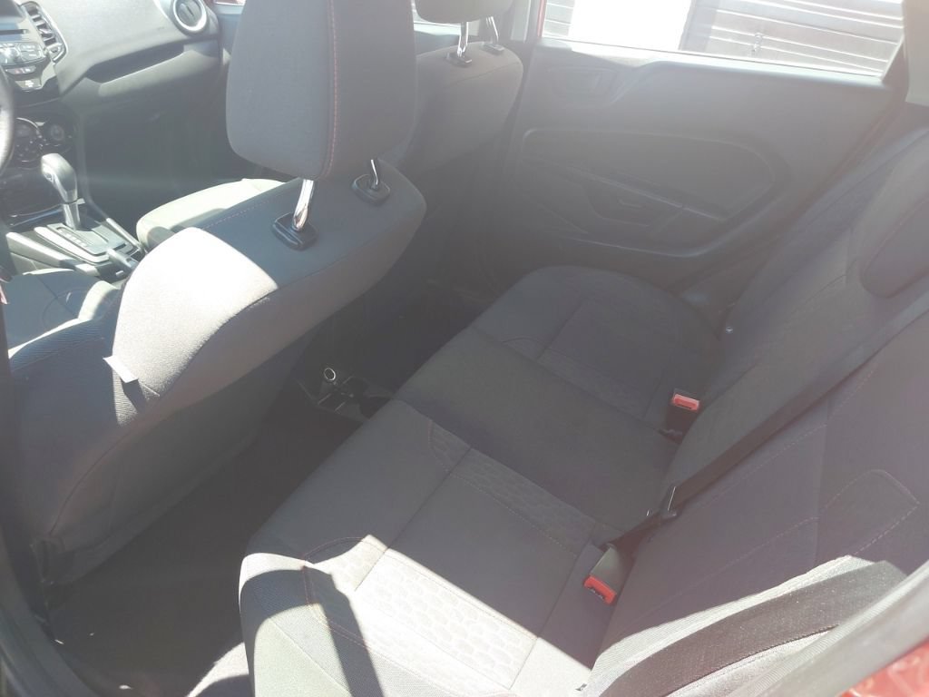 Used 2019 Ford Fiesta ST-Line w/ ST Line Cold Weather Package FWD image 7