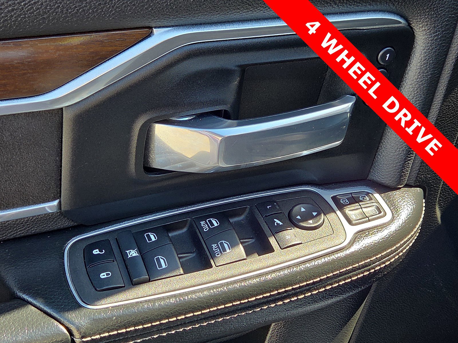 Used 2023 RAM 2500 Laramie image 13