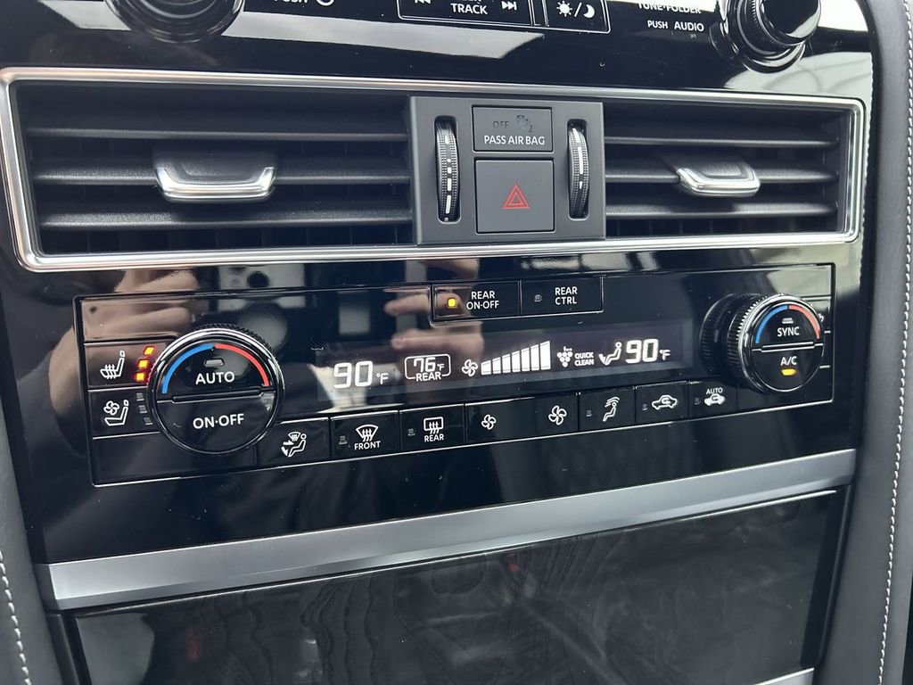 Certified 2024 INFINITI QX80 Sensory AWD/4WD image 21