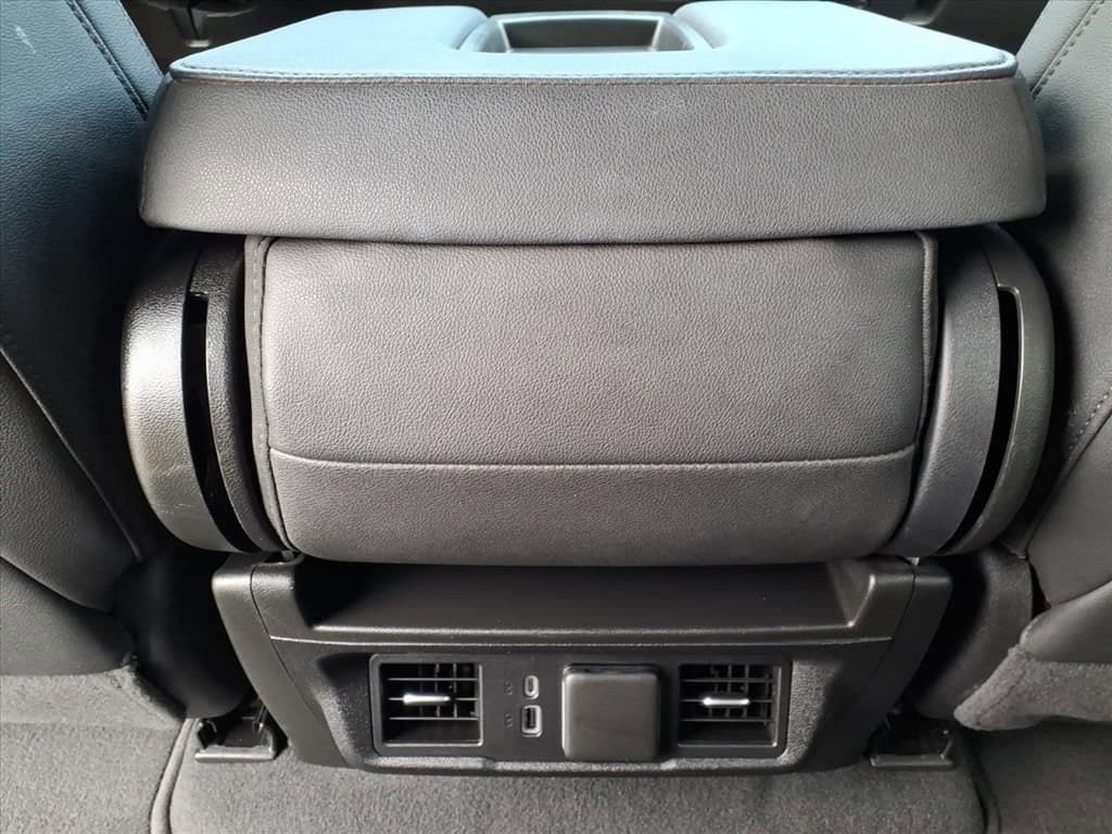 Used 2025 GMC Sierra 1500 SLT RWD image 22