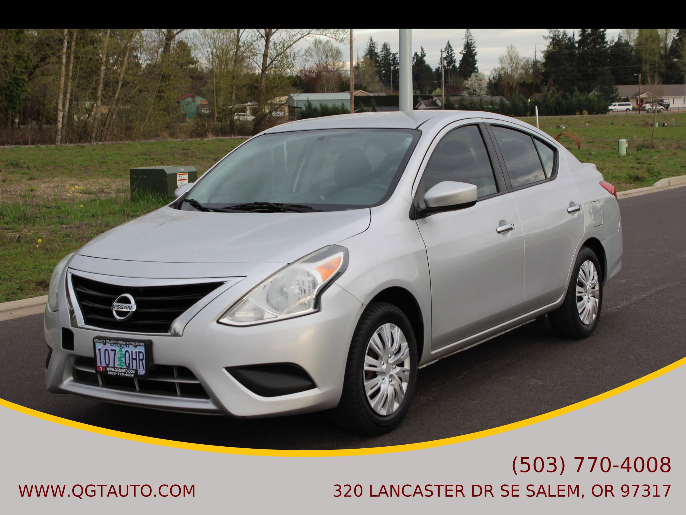 Used 2016 Nissan Versa SV image 1