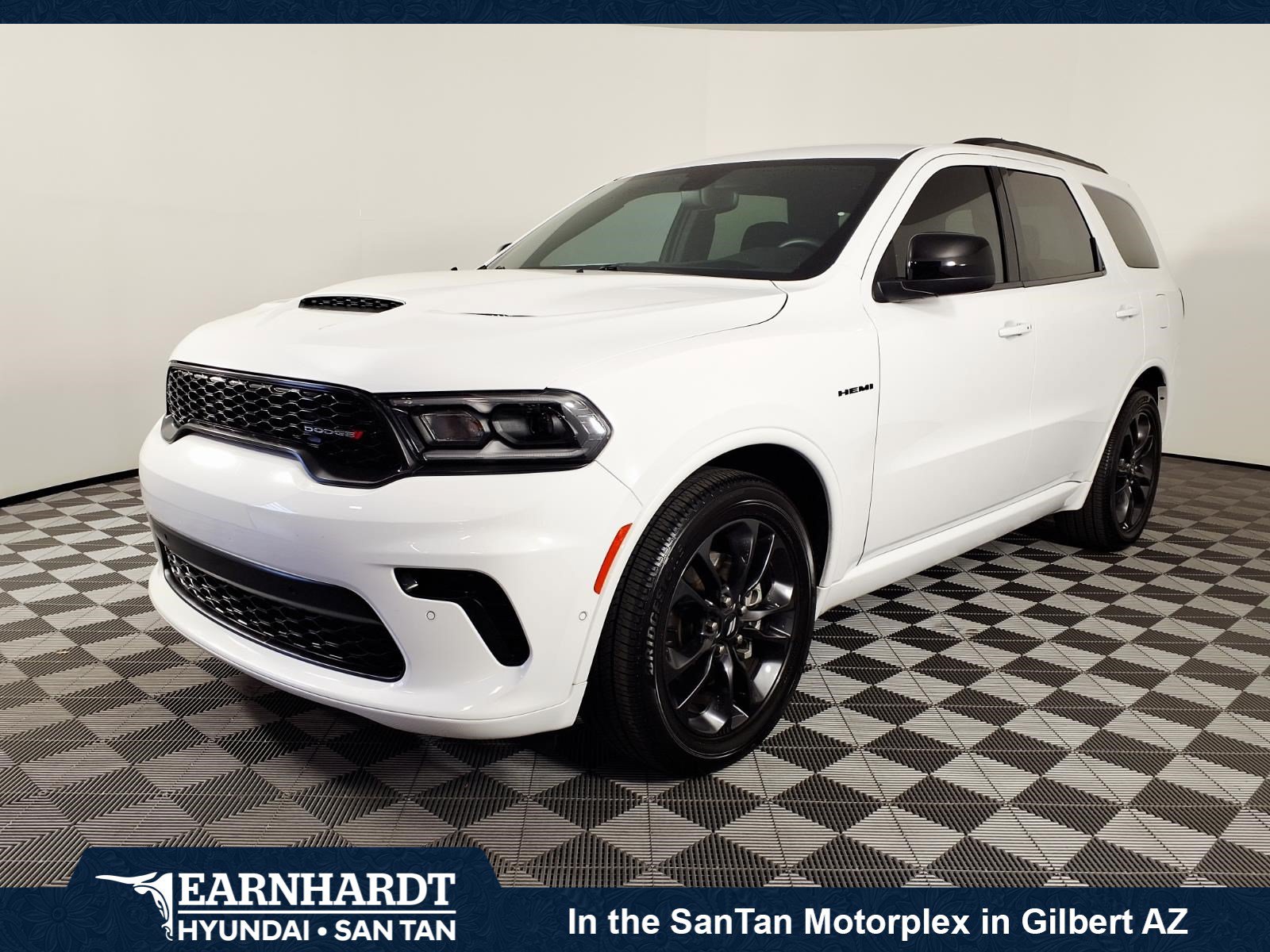 Used 2025 Dodge Durango R/T w/ Blacktop Package AWD/4WD image 1