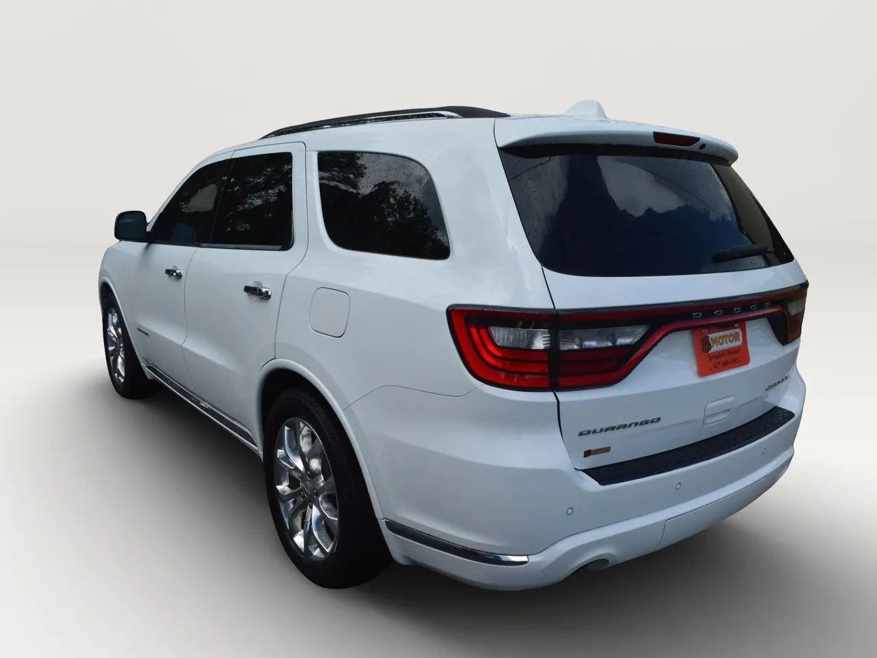 Used 2017 Dodge Durango Citadel w/ Premium Entertainment Group RWD image 6