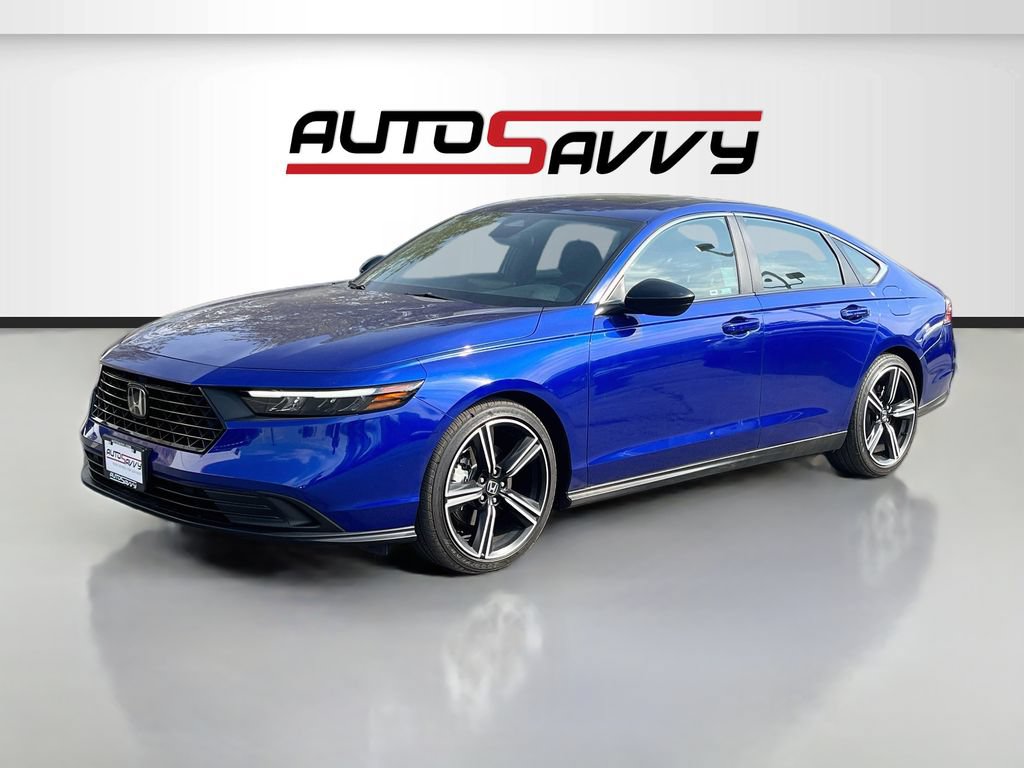 Used 2025 Honda Accord Sport image 3