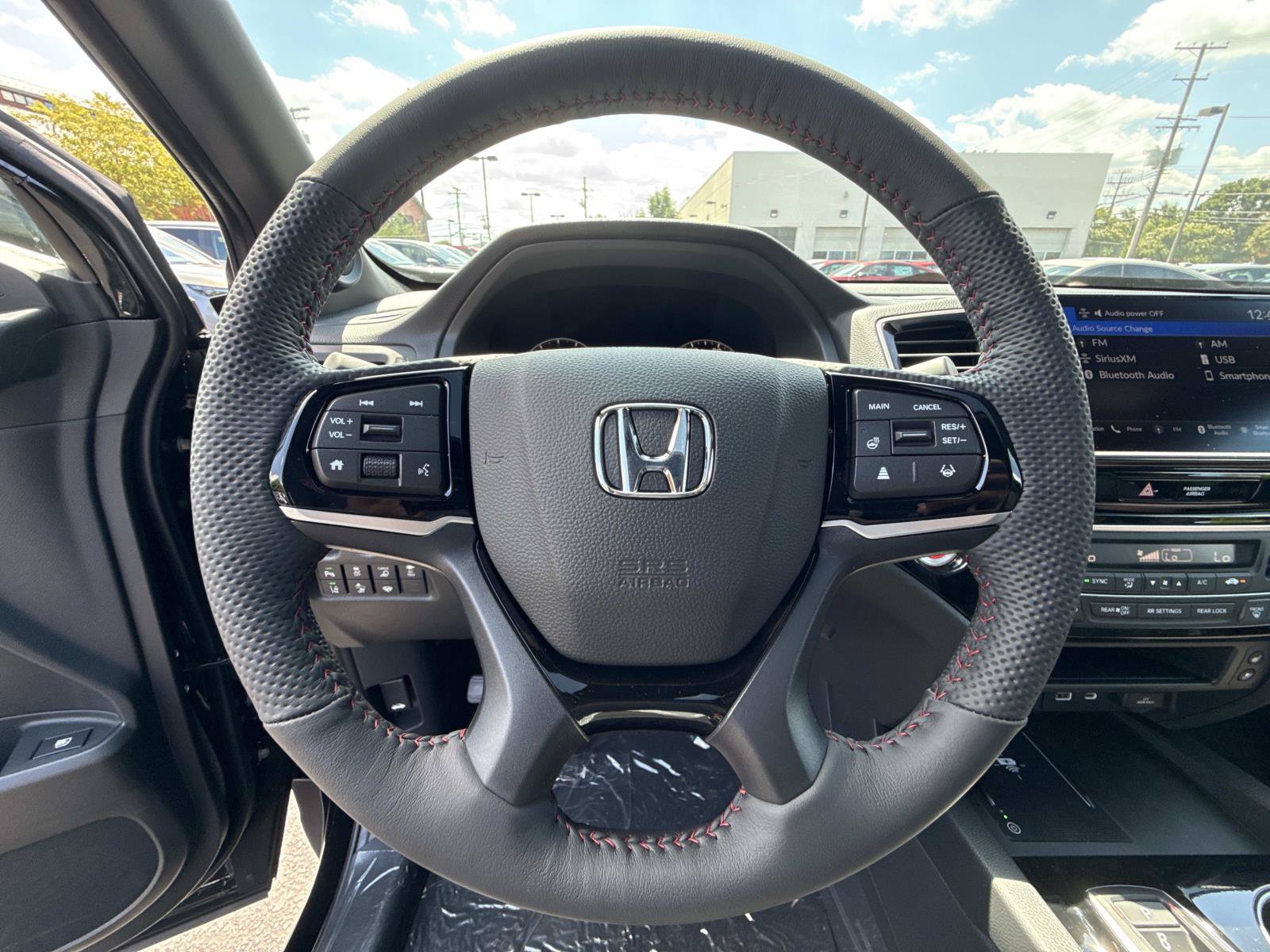 New 2026 Honda Ridgeline Black Edition image 9