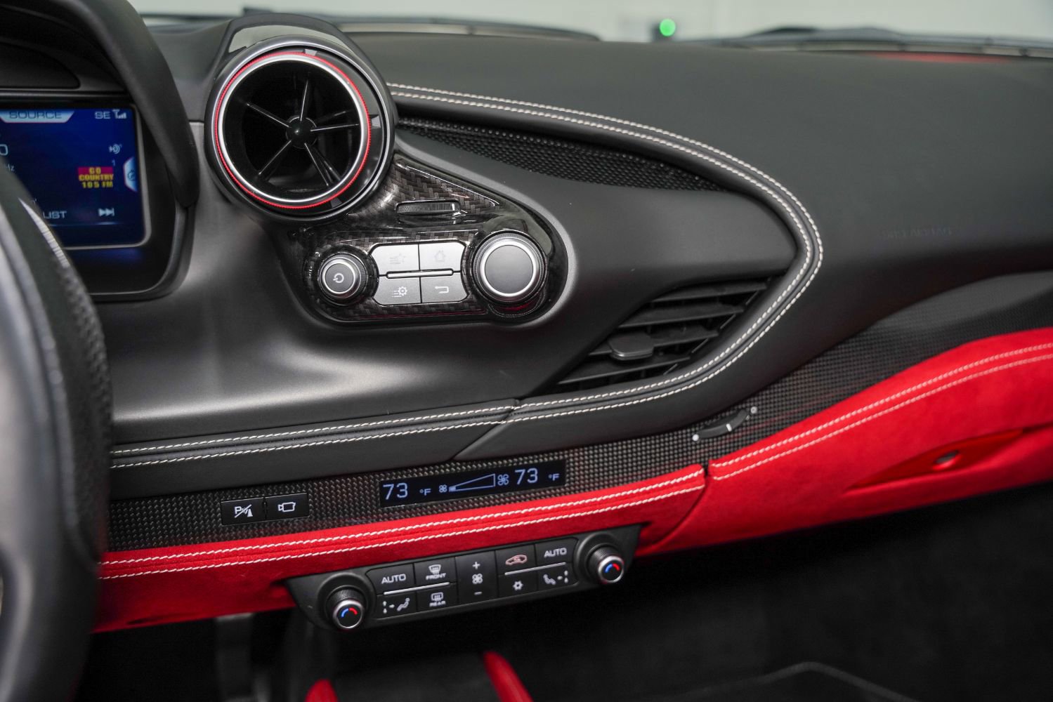 Used 2021 Ferrari F8 Tributo RWD image 46