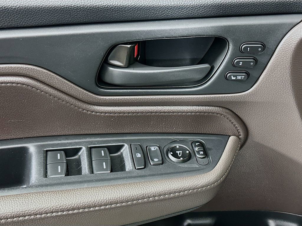 Used 2020 Honda Odyssey EX-L image 18