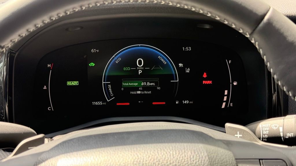 Used 2025 Toyota Camry SE image 12