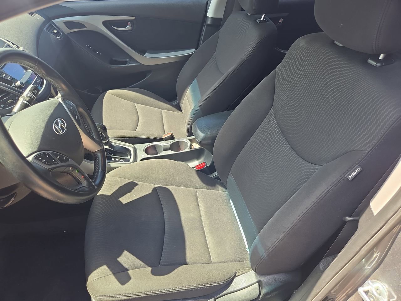 Used 2016 Hyundai Elantra Value Edition FWD image 16