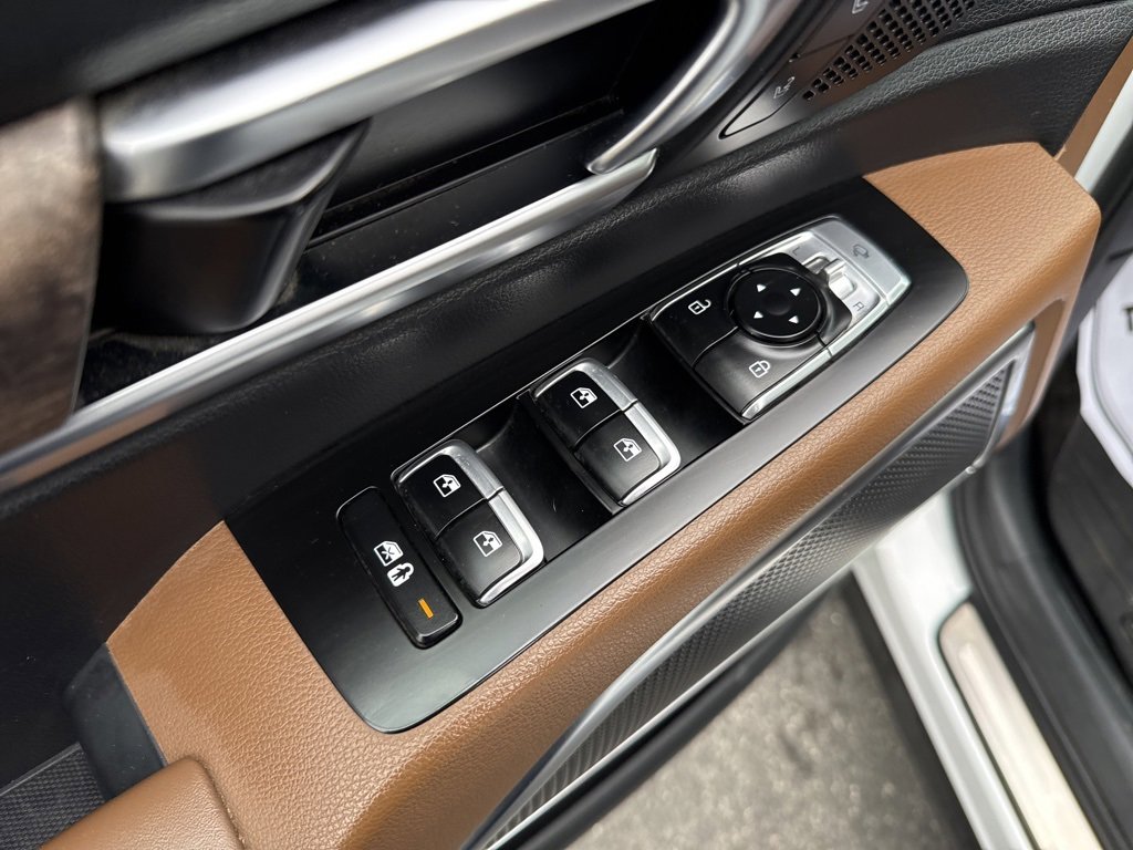 Used 2020 Kia Telluride SX w/ SX Prestige Package image 24