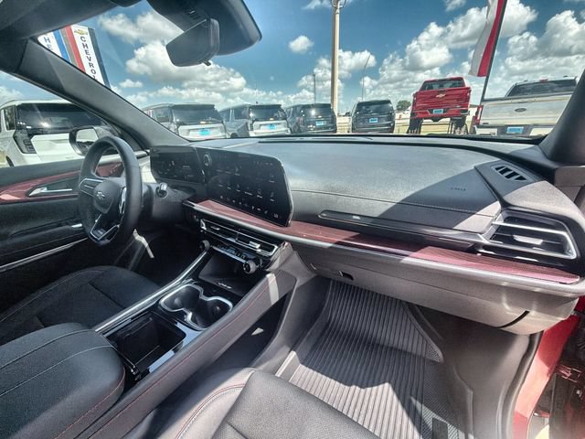 Certified 2026 Chevrolet Traverse Z71 w/ Driver Confidence Package AWD/4WD image 28